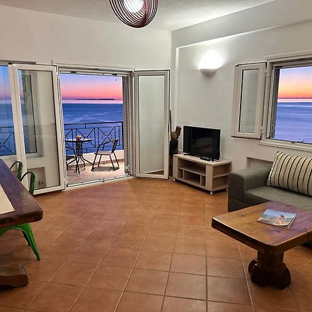 Roumers Himara Extérieur photo