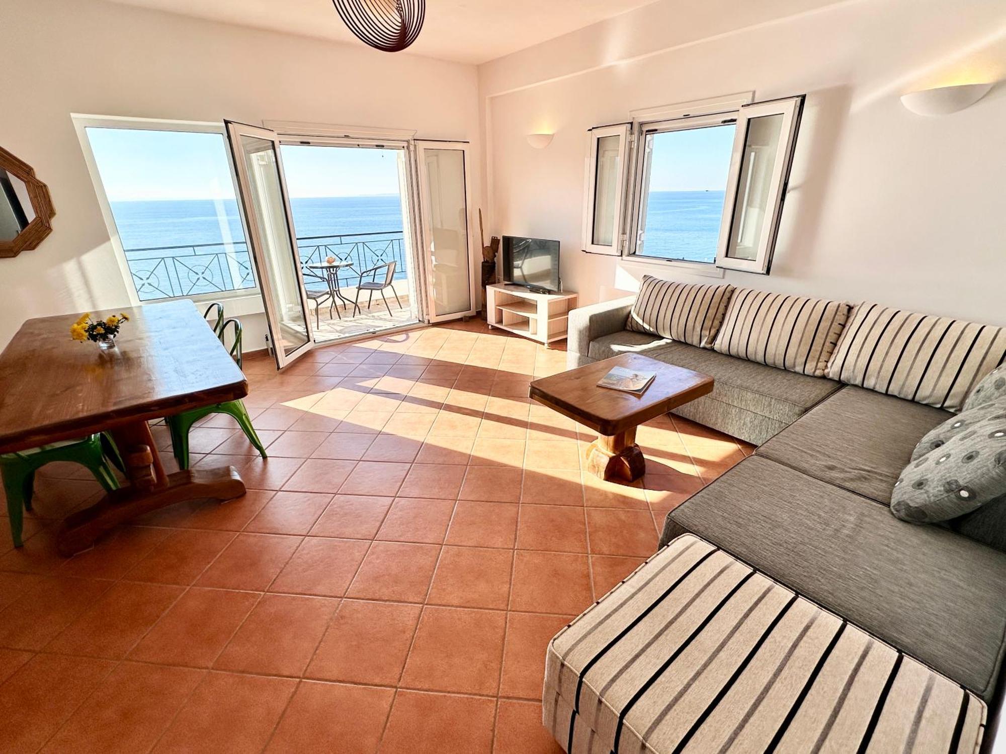 Roumers Himara Extérieur photo