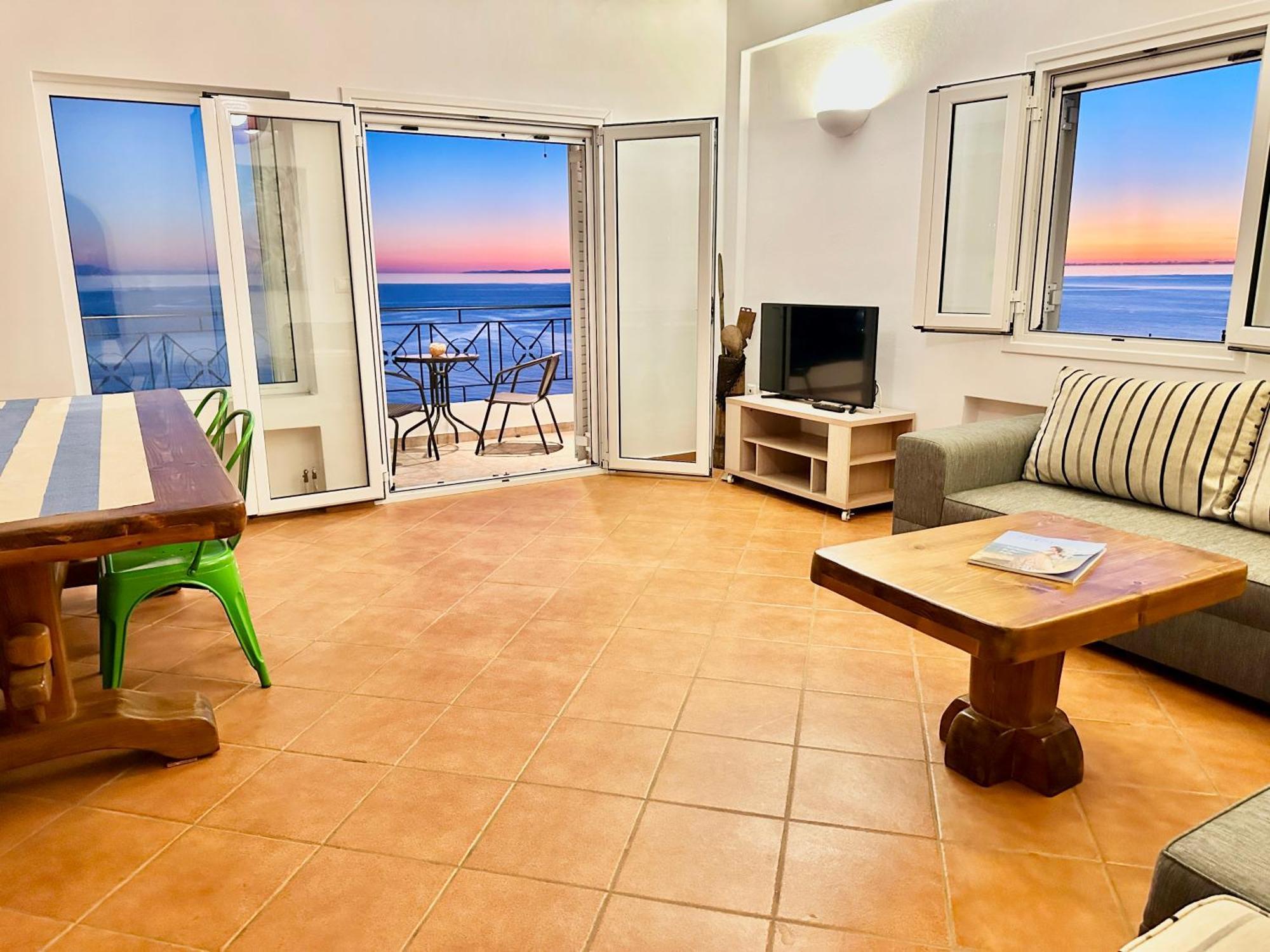 Roumers Himara Extérieur photo